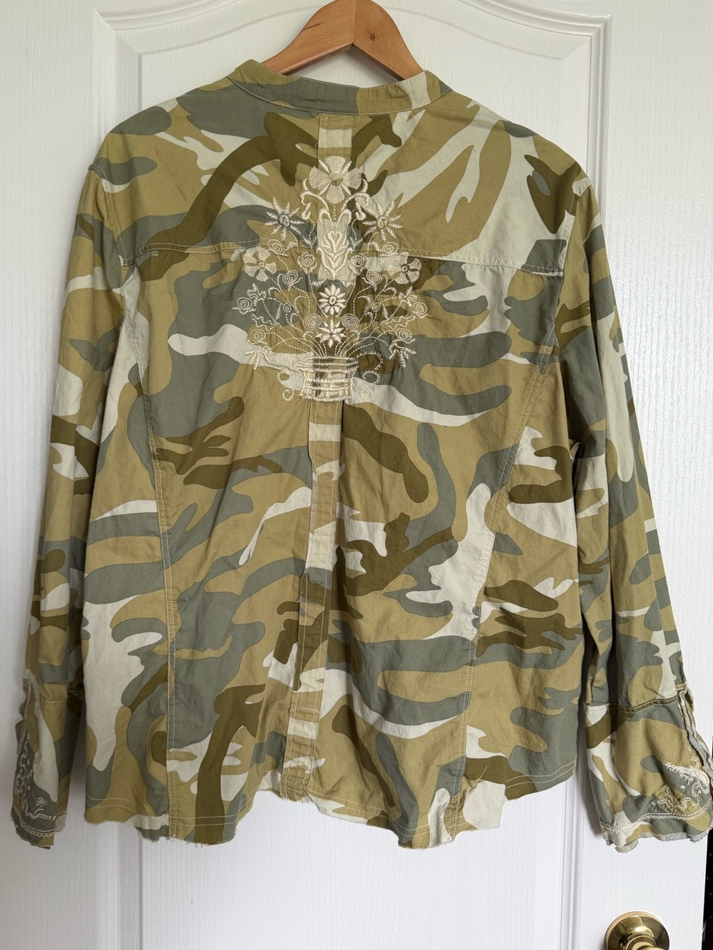 Mixit Camouflage Button-Front Embroidered Shirt - Olive & Khaki